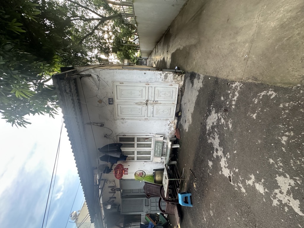 Bán nhà NGUYỄN KHOÁI - diện tích 54m2 1 tầng - Ô TÔ - VỈA HÈ - LÔ GÓC - giá 8,5 tỷ