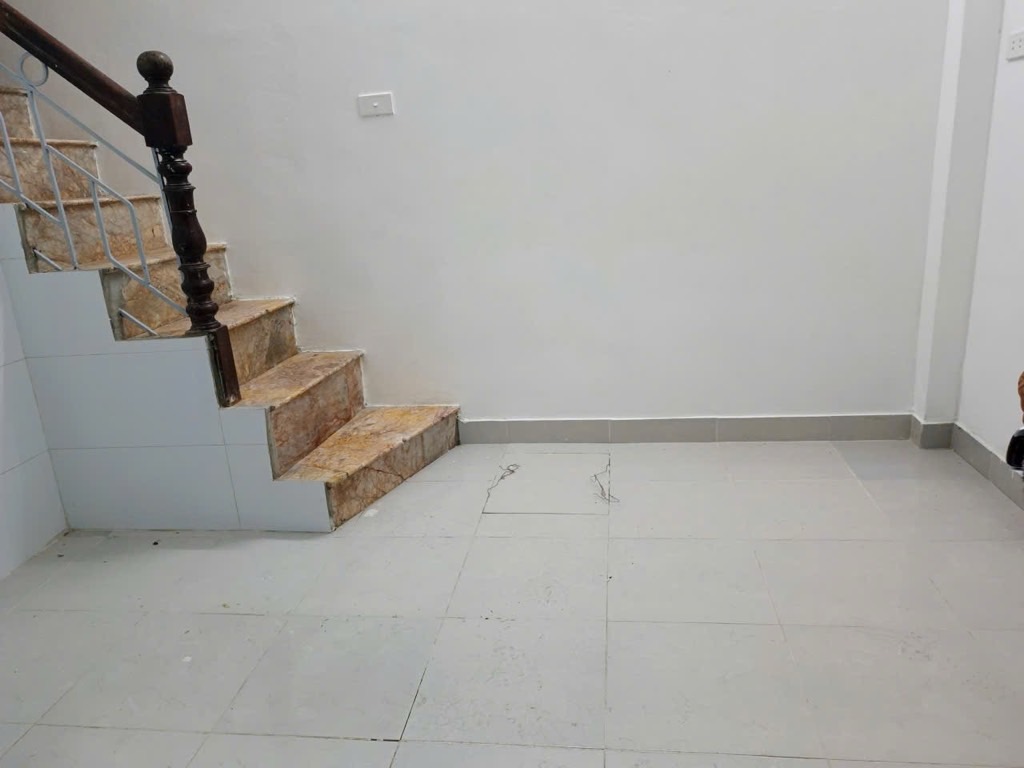 Bán nhà Nguyễn An Ninh - diện tích 16m2 3 tầng - vị trí siêu đẹp gần mặt phố - giá 2,75 tỷ