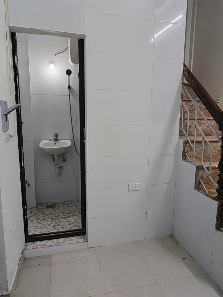 Bán nhà Nguyễn An Ninh - diện tích 16m2 3 tầng - vị trí siêu đẹp gần mặt phố - giá 2,75 tỷ