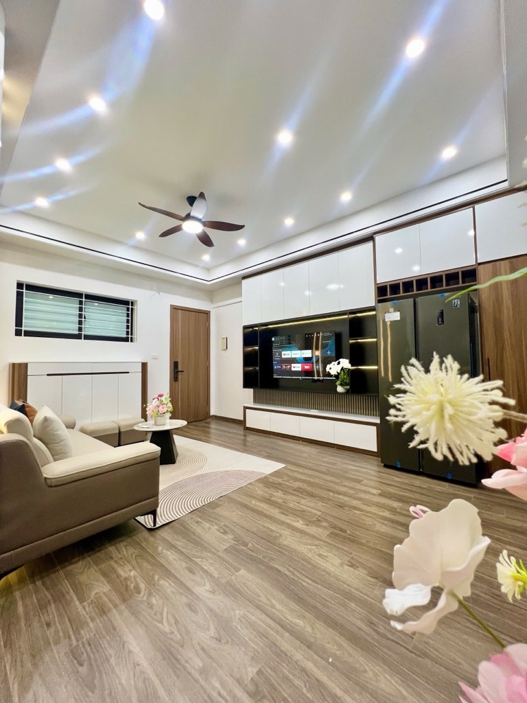 Bán nhà Bắc Linh đàm - diện tích 81.1m2 1 tầng - Căn hộ chung cư thiết kế 3 ngủ - giá 5,9 tỷ