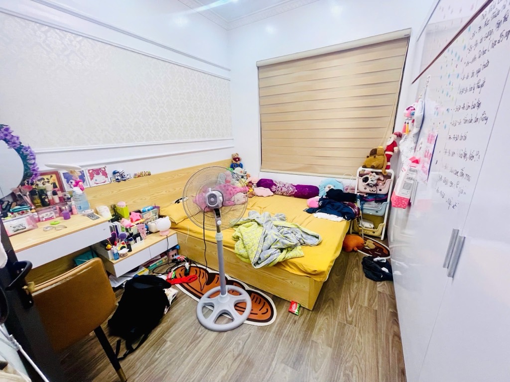 Bán nhà Văn Chương - diện tích 37,3m2 5 tầng - Ngõ Rộng Ba Gác Đỗ Cửa - giá 13,98 tỷ