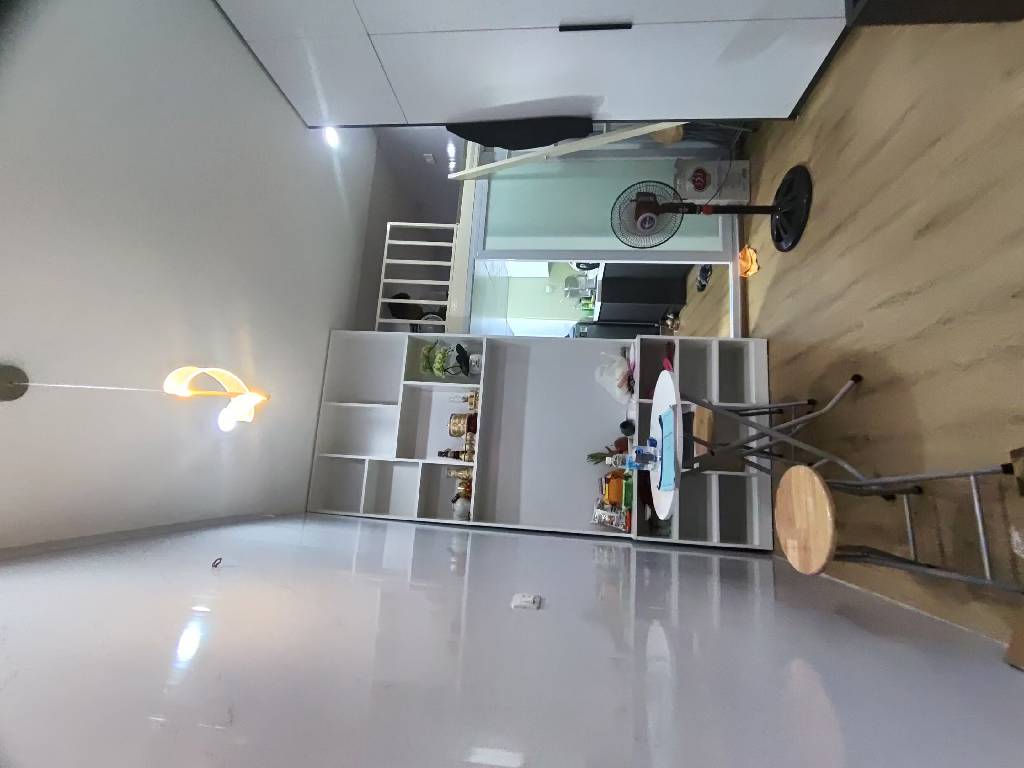 Bán nhà Chiến Thắng - diện tích 45m2 1 tầng - Nhà tập thể tầng 1 - giá 2,75 tỷ