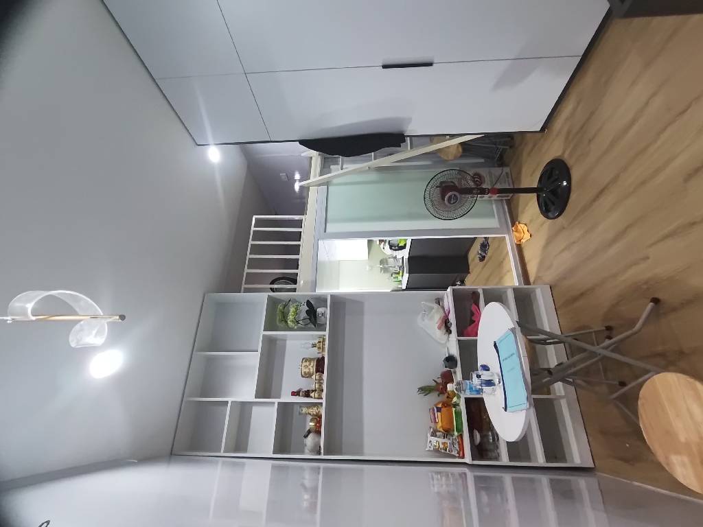 Bán nhà Chiến Thắng - diện tích 45m2 1 tầng - Nhà tập thể tầng 1 - giá 2,75 tỷ