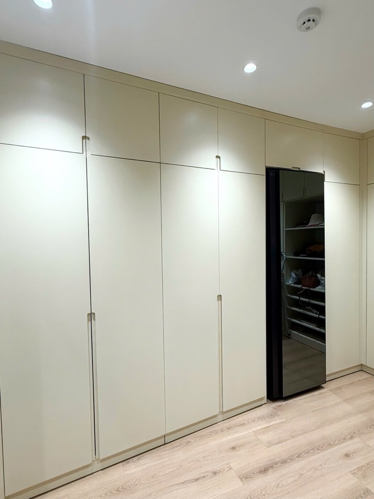 Bán nhà Minh Khai - diện tích 60.5m2 5 tầng - Ô TÔ TRÁNH - giá 16,2 tỷ