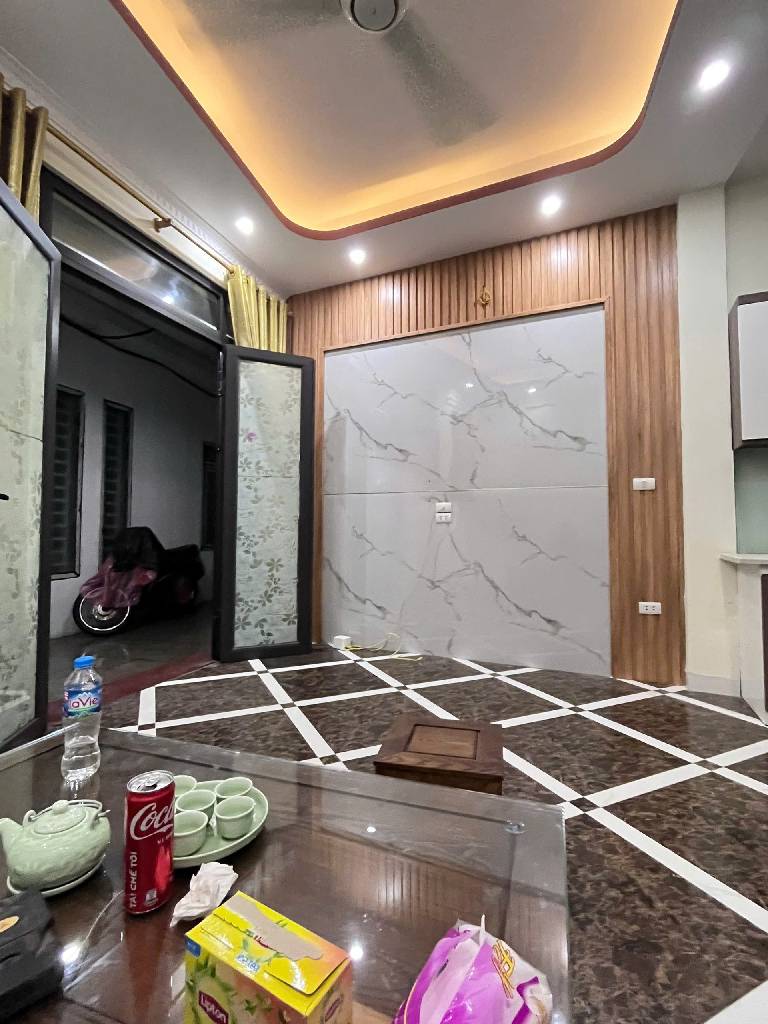 Bán nhà Hoàng Mai - diện tích 31m2 5 tầng - LÔ GÓC - NHÀ MỚI - giá 7,5 tỷ