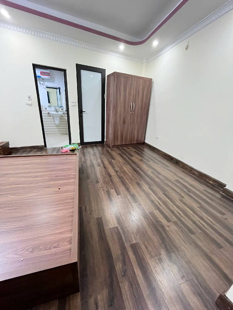 Bán nhà Hoàng Mai - diện tích 31m2 5 tầng - LÔ GÓC - NHÀ MỚI - giá 7,5 tỷ