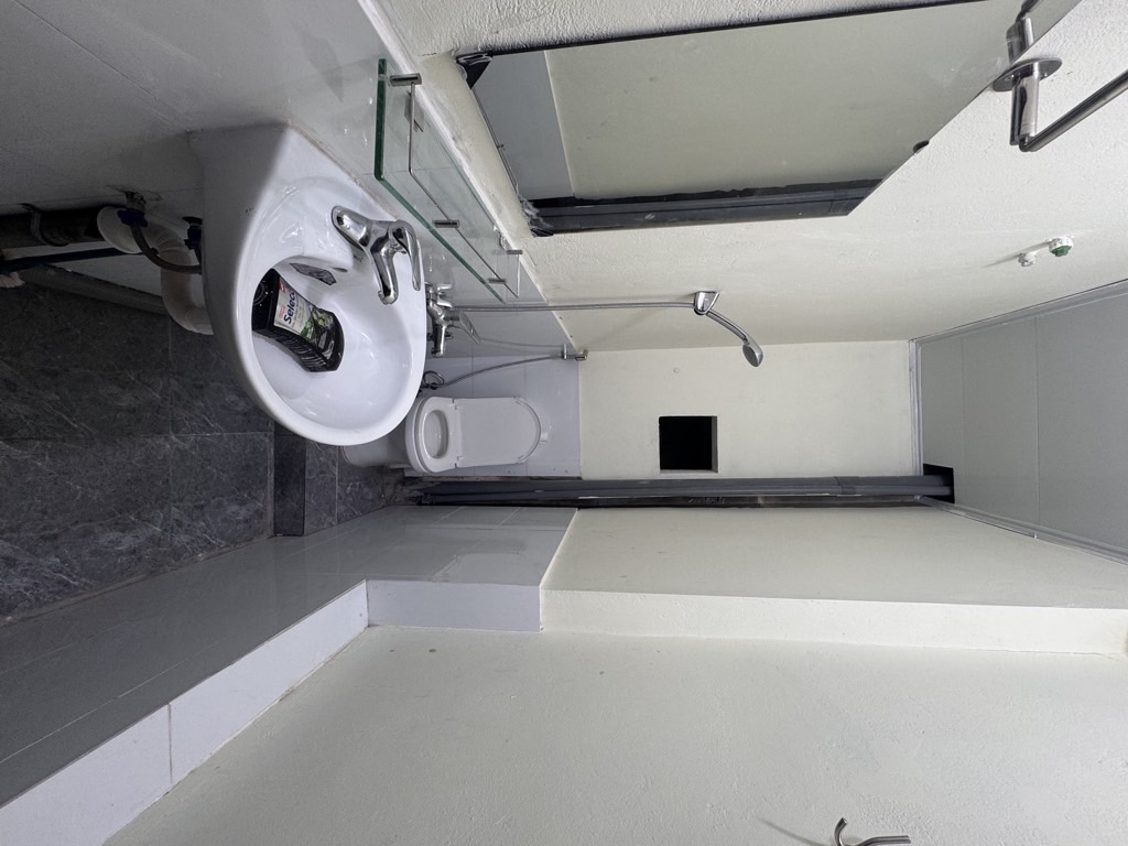 Bán nhà Ngọc Hồi - diện tích 62m2 4 tầng - lô góc 3 mặt thoáng - giá 14,9 tỷ