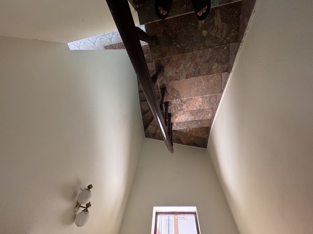 Bán nhà Ngọc Hồi - diện tích 62m2 4 tầng - lô góc 3 mặt thoáng - giá 14,9 tỷ