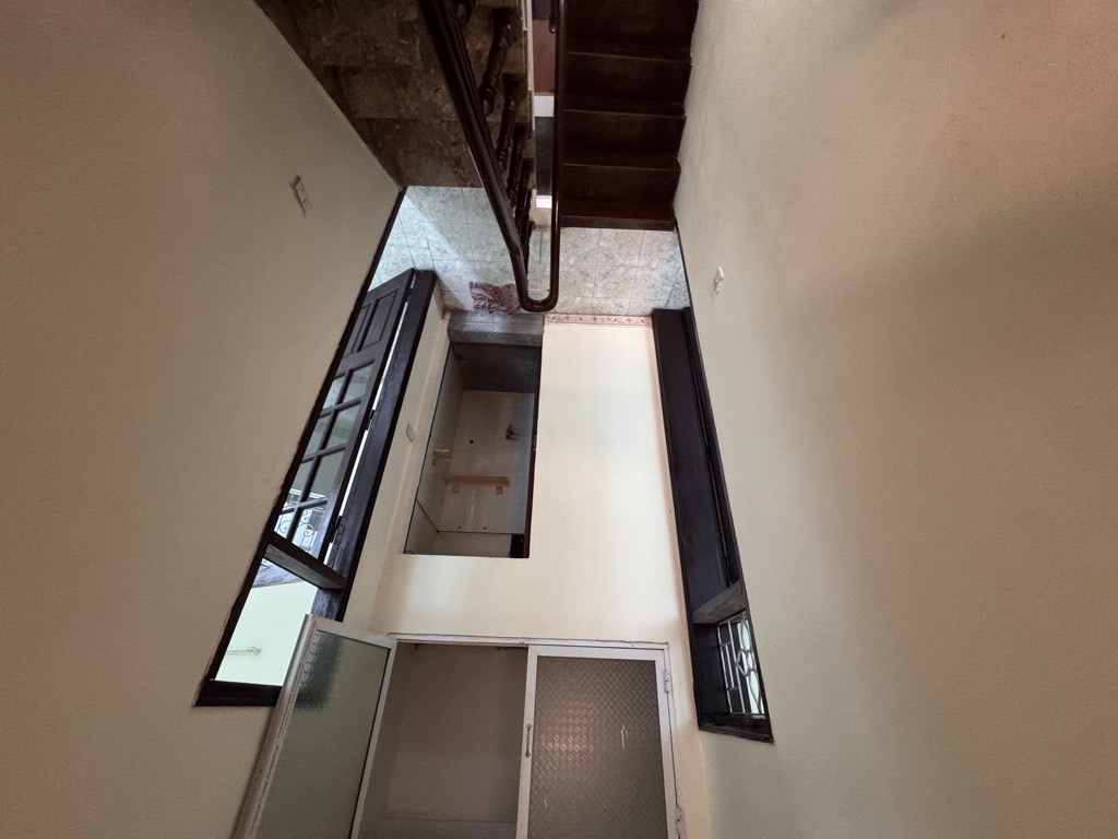 Bán nhà Ngọc Hồi - diện tích 62m2 4 tầng - lô góc 3 mặt thoáng - giá 14,9 tỷ