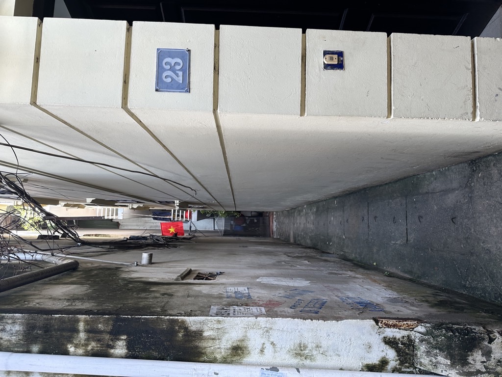 Bán nhà Ngõ Hoà Bình - diện tích 47m2 1 tầng - Lô đất cực hiếm - giá 8,75 tỷ