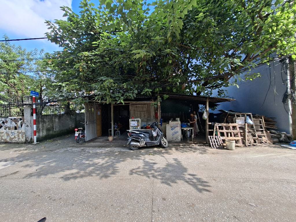 Bán nhà Nguyễn Khoái - diện tích 158m2 1 tầng - Ô TÔ TRÁNH - giá 21,8 tỷ