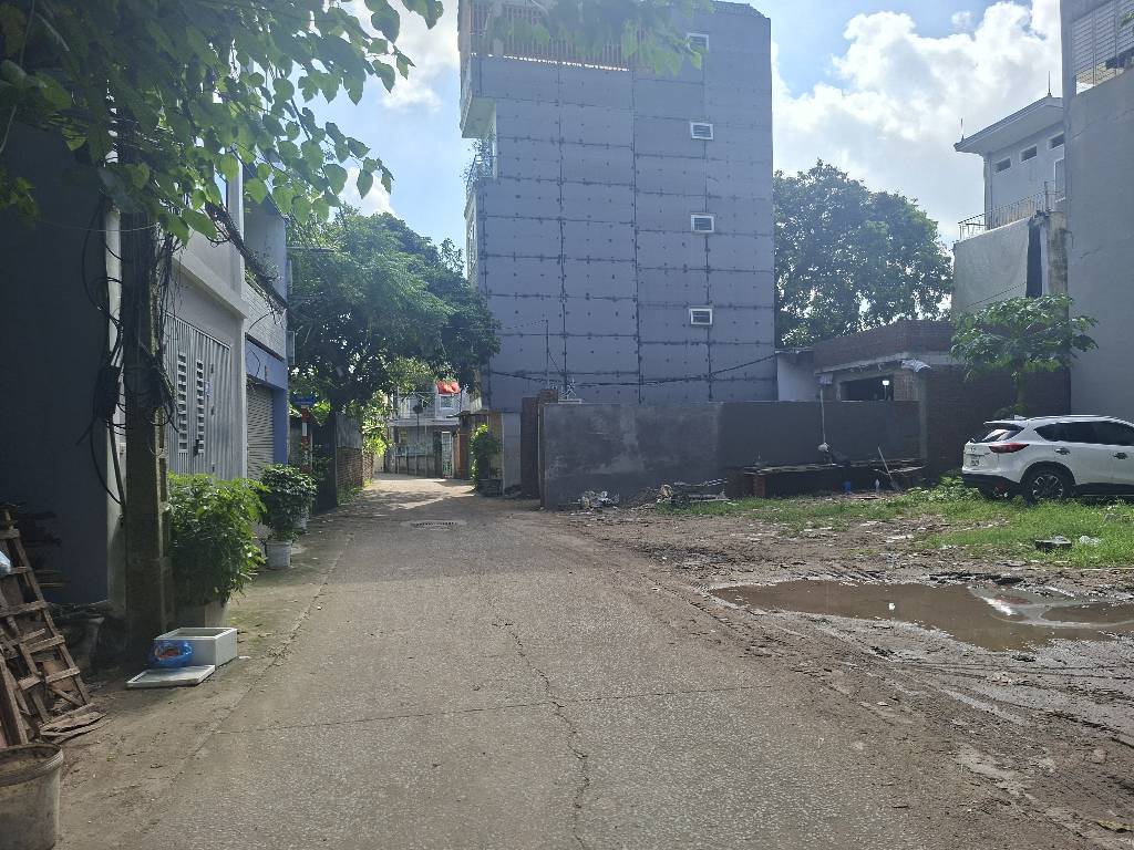 Bán nhà Nguyễn Khoái - diện tích 158m2 1 tầng - Ô TÔ TRÁNH - giá 21,8 tỷ