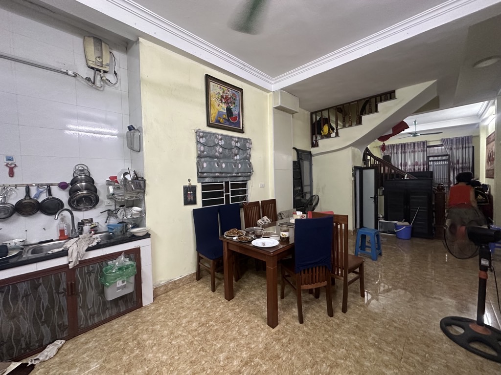 Bán nhà Đê Trần Khát Chân - diện tích 53,5m2 4 tầng - Ô tô tránh - giá 12,9 tỷ