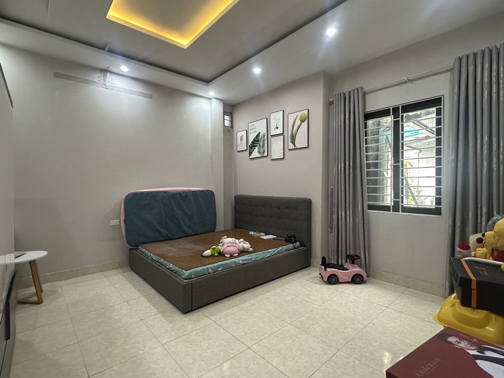 Bán nhà Đê Trần Khát Chân - diện tích 53,5m2 4 tầng - Ô tô tránh - giá 12,9 tỷ