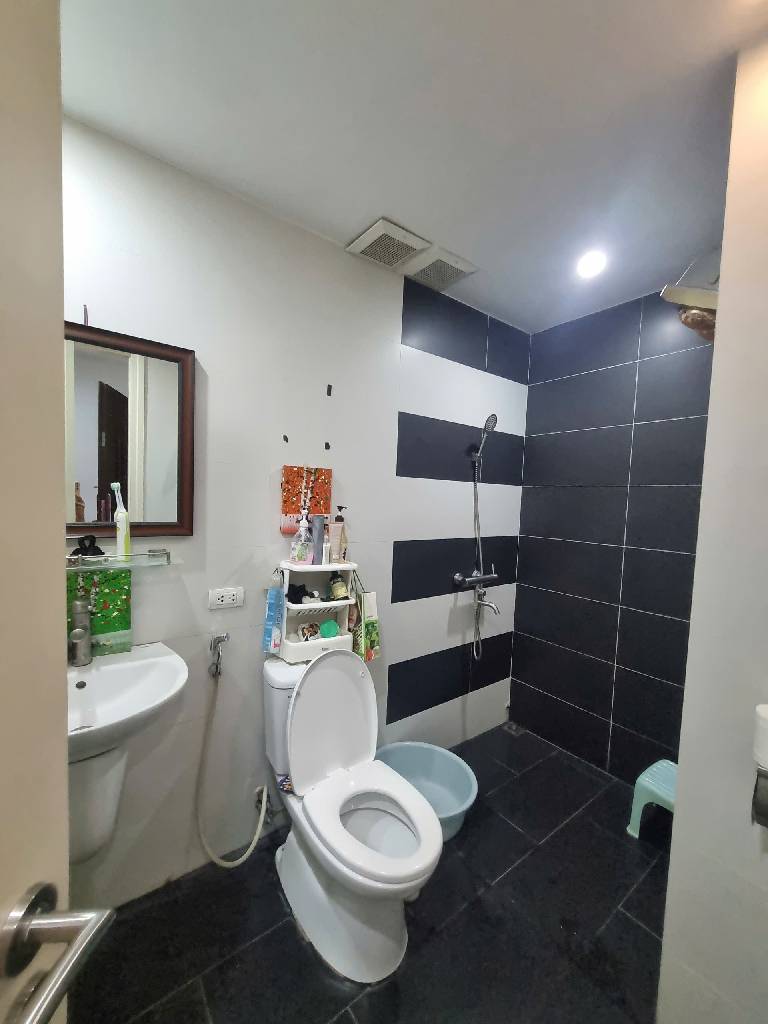 Bán nhà Tố Hữu - diện tích 105m2 17 tầng - Chung cư cao cấp - giá 9,5 tỷ