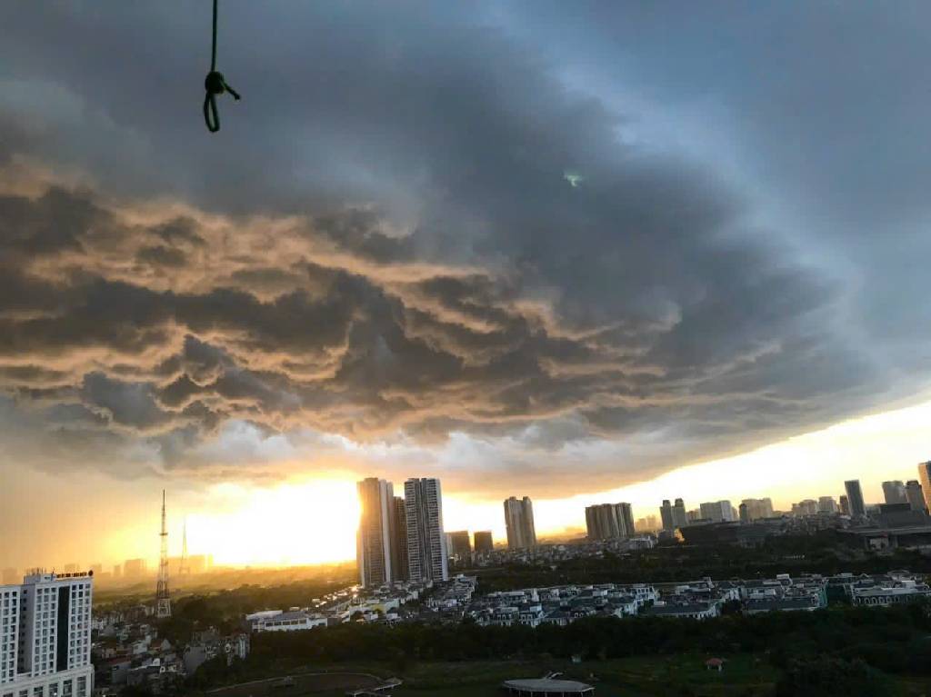 Bán nhà Tố Hữu - diện tích 105m2 17 tầng - Chung cư cao cấp - giá 9,5 tỷ