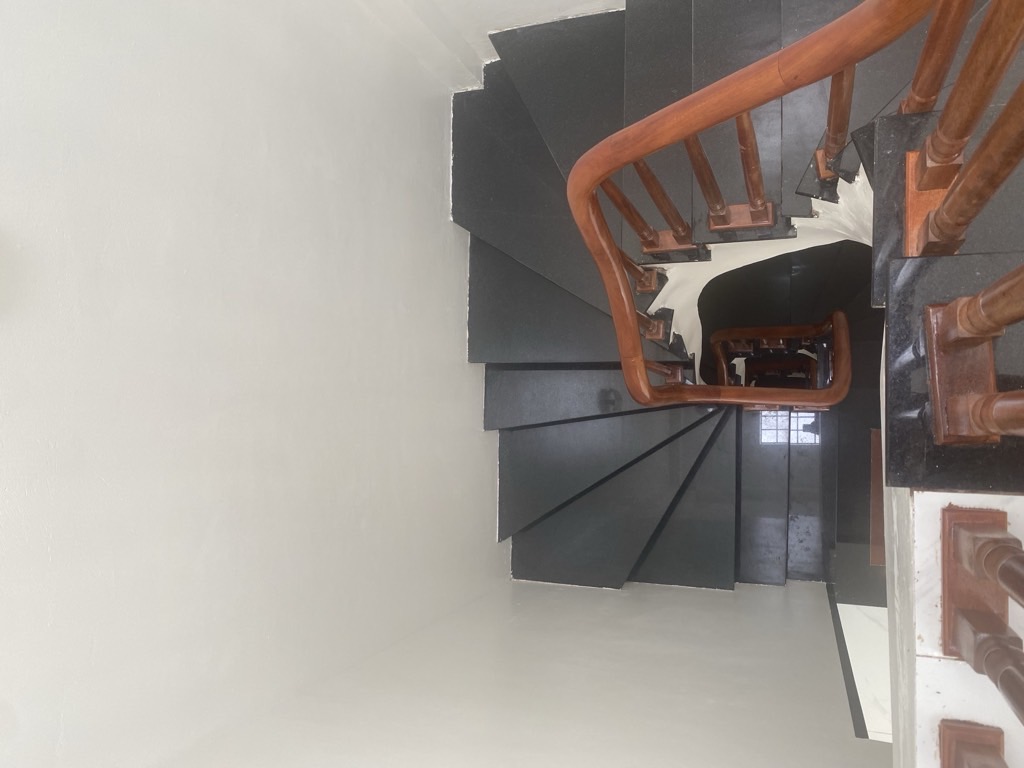 Bán nhà Thuý Lĩnh - diện tích 34,5m2 5 tầng - Lô góc, ô tô gần - giá 6 tỷ