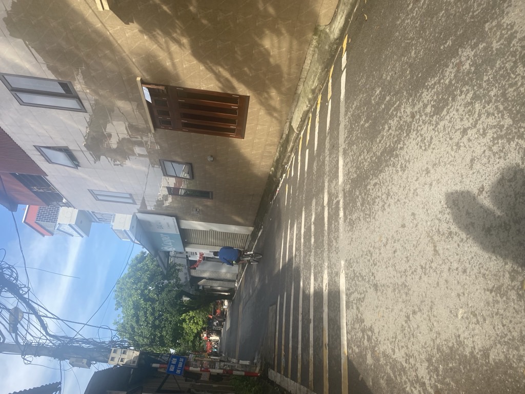 Bán nhà Thuý Lĩnh - diện tích 34,5m2 5 tầng - Lô góc, ô tô gần - giá 6 tỷ