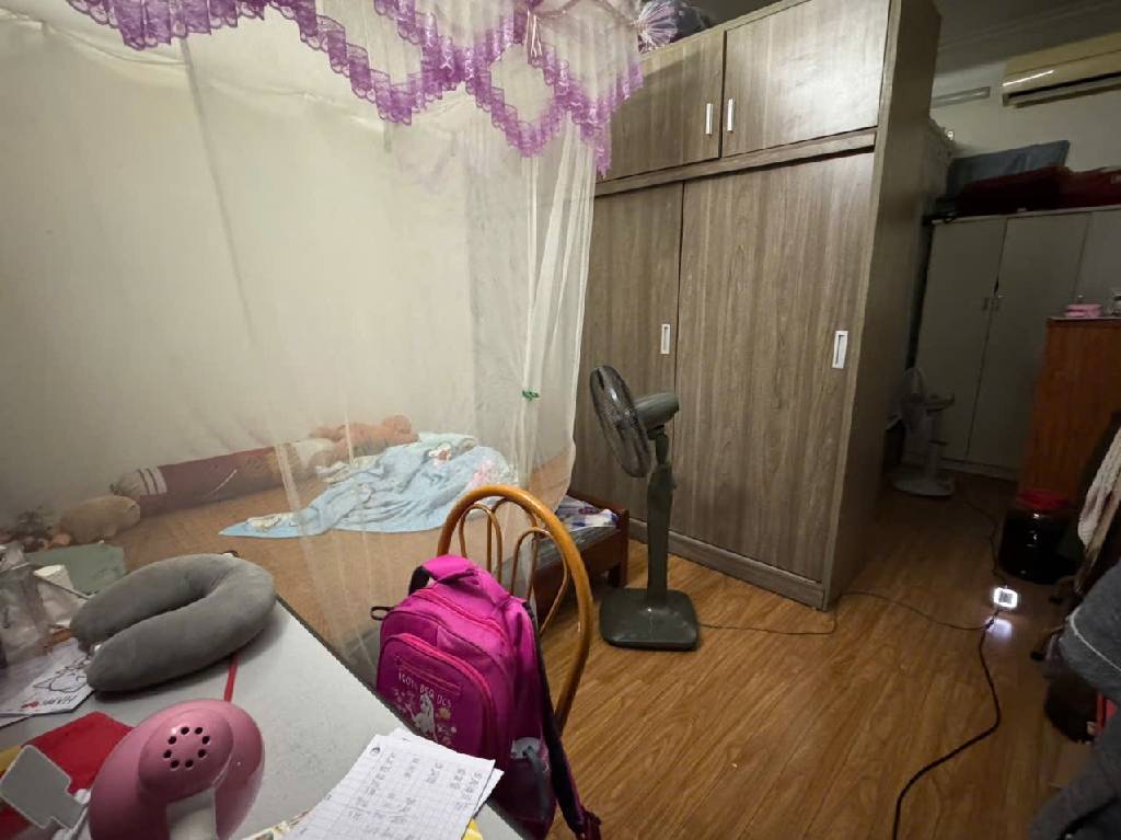 Bán nhà Nguyễn Trãi - diện tích 75m2 3 tầng - Ô Tô tránh đỗ chân cầu Thang - giá 6,3 tỷ