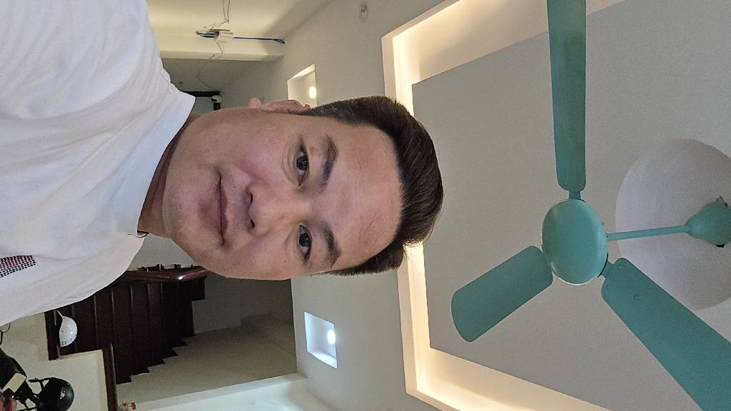 Bán nhà Trương Định - diện tích 60.7m2 4 tầng - Nhà khung cột chắc chắn, cho thuê 25tr/tháng - giá 9,7 tỷ