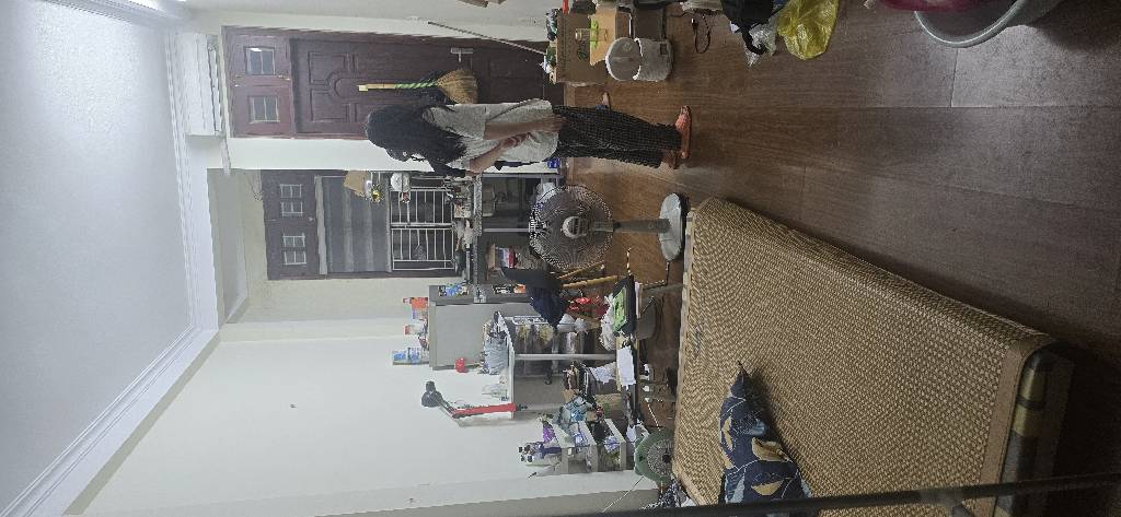 Bán nhà Trương Định - diện tích 60.7m2 4 tầng - Nhà khung cột chắc chắn, cho thuê 25tr/tháng - giá 9,7 tỷ