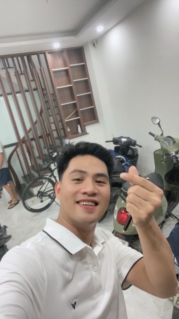 Bán nhà Nguyễn Chính - diện tích 51m2 5 tầng - Ngõ thông ô tô qua nhà, kinh doanh tốt - giá 12 tỷ