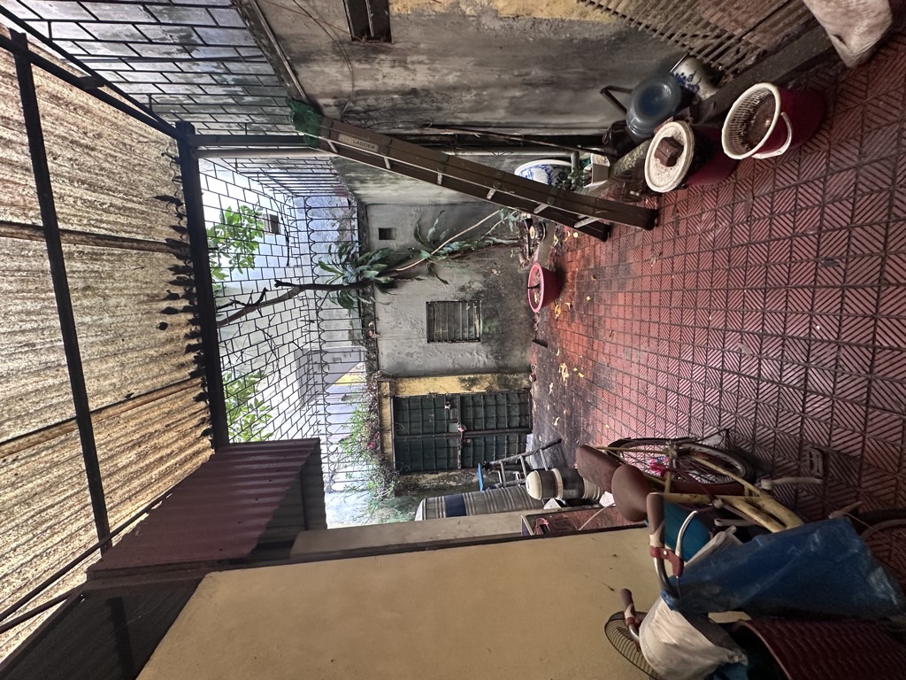 Bán nhà Đê Trần Khát Chân - diện tích 72m2 4 tầng - Ô TÔ TRÁNH - giá 16,5 tỷ