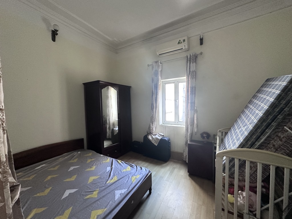 Bán nhà Đê Trần Khát Chân - diện tích 72m2 4 tầng - Ô TÔ TRÁNH - giá 16,5 tỷ