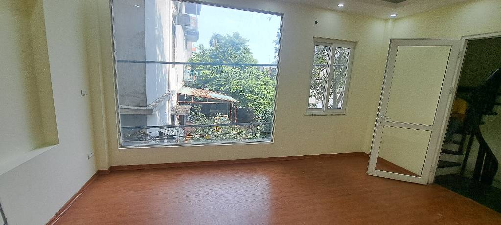 Bán nhà Sở Thượng - diện tích 33m2 5 tầng - Lô góc thoáng sáng quanh năm - giá 7,8 tỷ