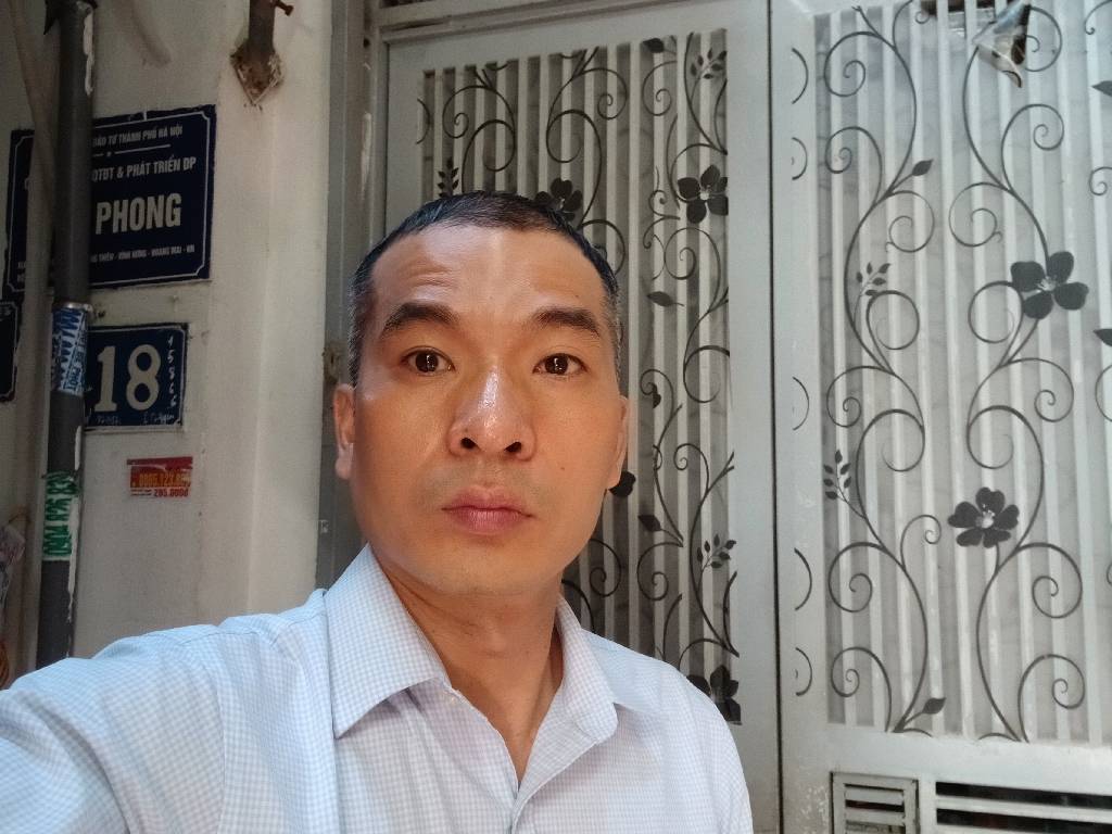 Bán nhà Đông Thiên - diện tích 16,2m2 5 tầng - Nhà 5 tầng khung cột chắc chắn - giá 3,2 tỷ