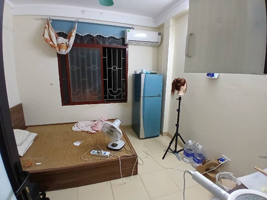 Bán nhà Đông Thiên - diện tích 16,2m2 5 tầng - Nhà 5 tầng khung cột chắc chắn - giá 3,2 tỷ