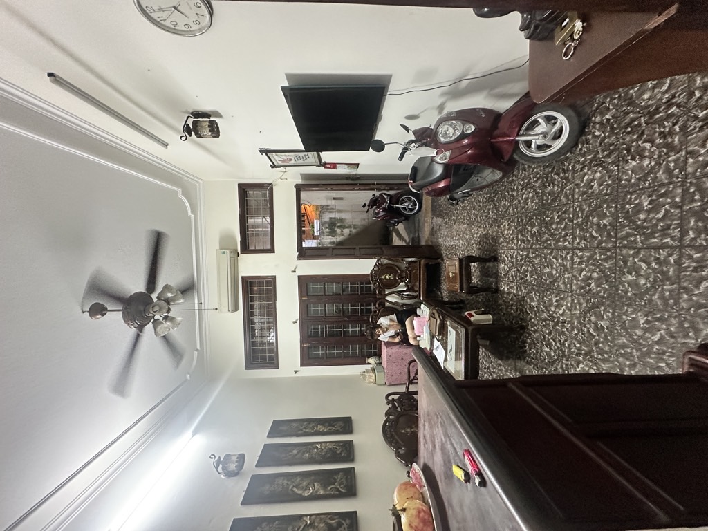 Bán nhà Ngõ Tân Lạc - Đại La - diện tích 32,5m2 4 tầng - gần phố Đại La - giá 9,2 tỷ