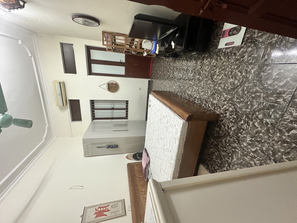 Bán nhà Ngõ Tân Lạc - Đại La - diện tích 32,5m2 4 tầng - gần phố Đại La - giá 9,2 tỷ