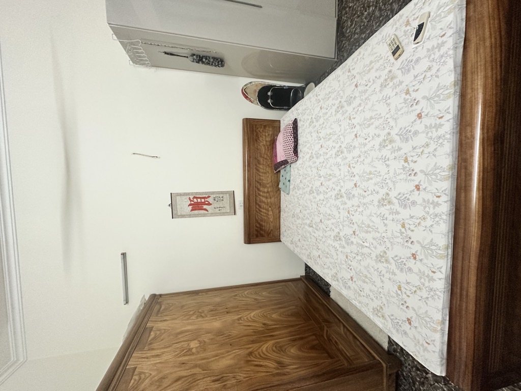 Bán nhà Ngõ Tân Lạc - Đại La - diện tích 32,5m2 4 tầng - gần phố Đại La - giá 9,2 tỷ