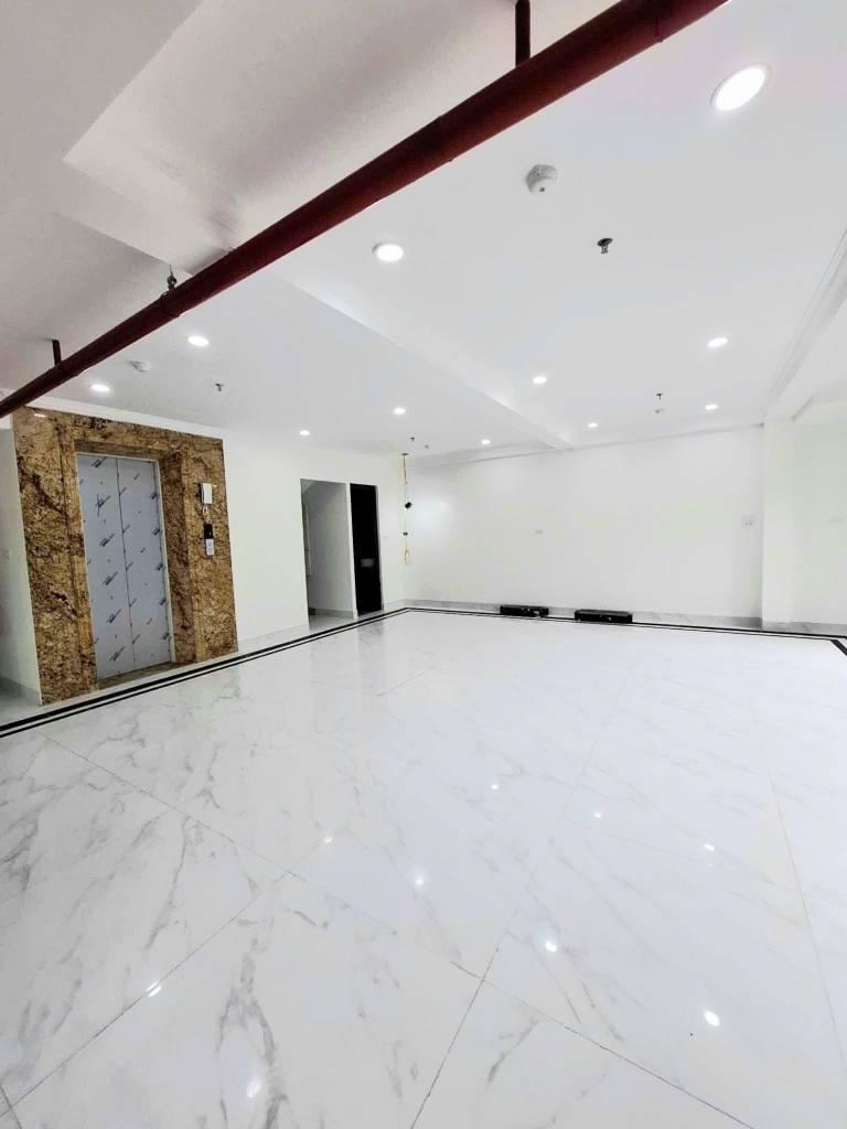 Bán nhà Nam Dư - diện tích 52.5m2 6 tầng - Nhà mới thang máy, kinh doanh văn phòng - giá 14 tỷ