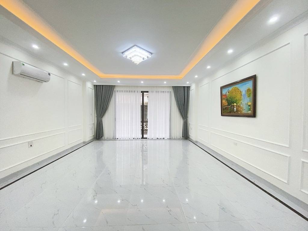 Bán nhà Nam Dư - diện tích 52.5m2 6 tầng - thang máy, gara ô tô - giá 14,5 tỷ