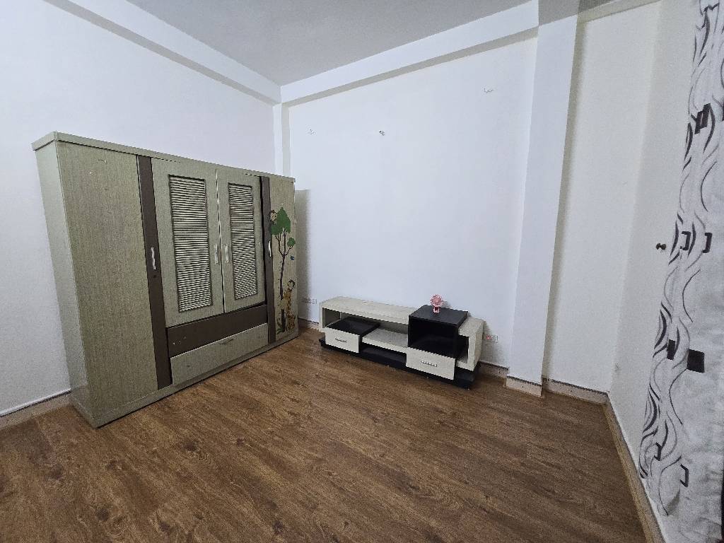 Bán nhà Đông Thiên - 26m2 (29m2) 4 tầng - gần ô tô, ngõ rộng thoáng - giá 5,85 tỷ Bán nhà Đông Thiên - 26m2 (29m2) 4 tầng - gần ô tô, ngõ rộng thoáng - giá 5,85 tỷ