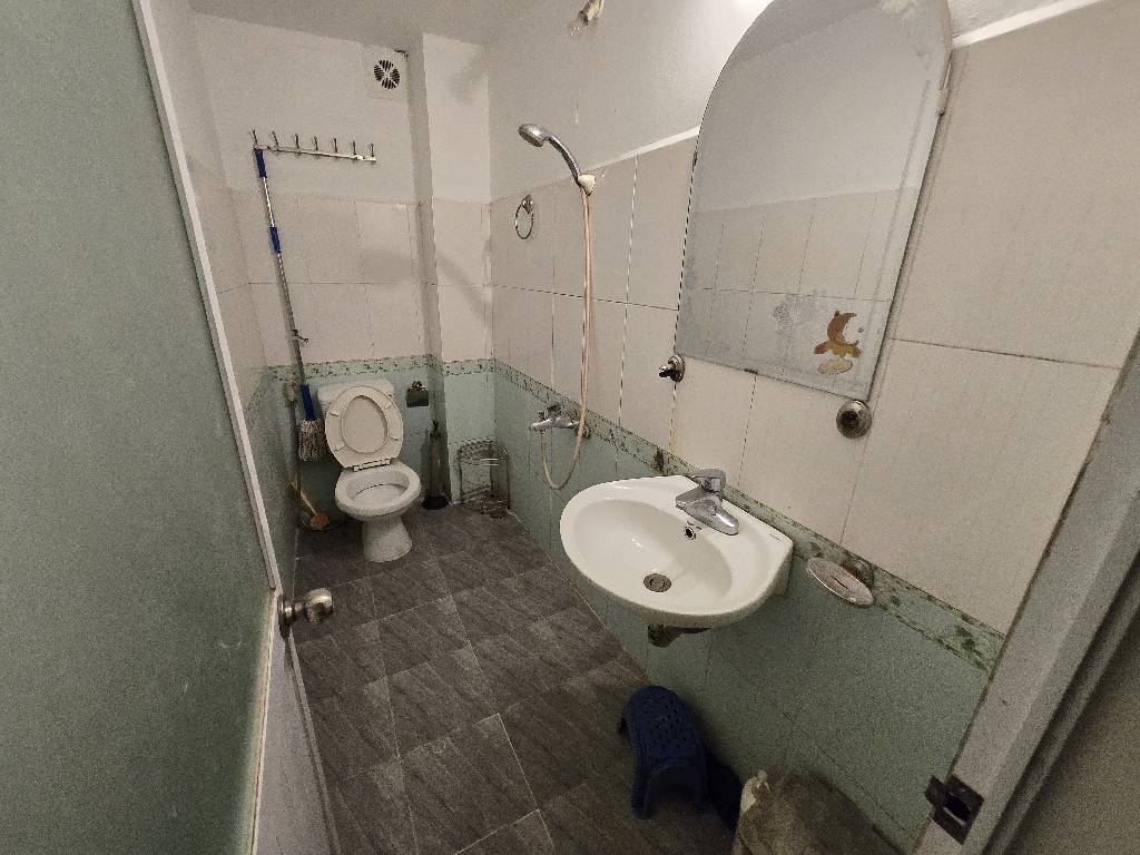 Bán nhà Đông Thiên - 26m2 (29m2) 4 tầng - gần ô tô, ngõ rộng thoáng - giá 5,85 tỷ Bán nhà Đông Thiên - 26m2 (29m2) 4 tầng - gần ô tô, ngõ rộng thoáng - giá 5,85 tỷ