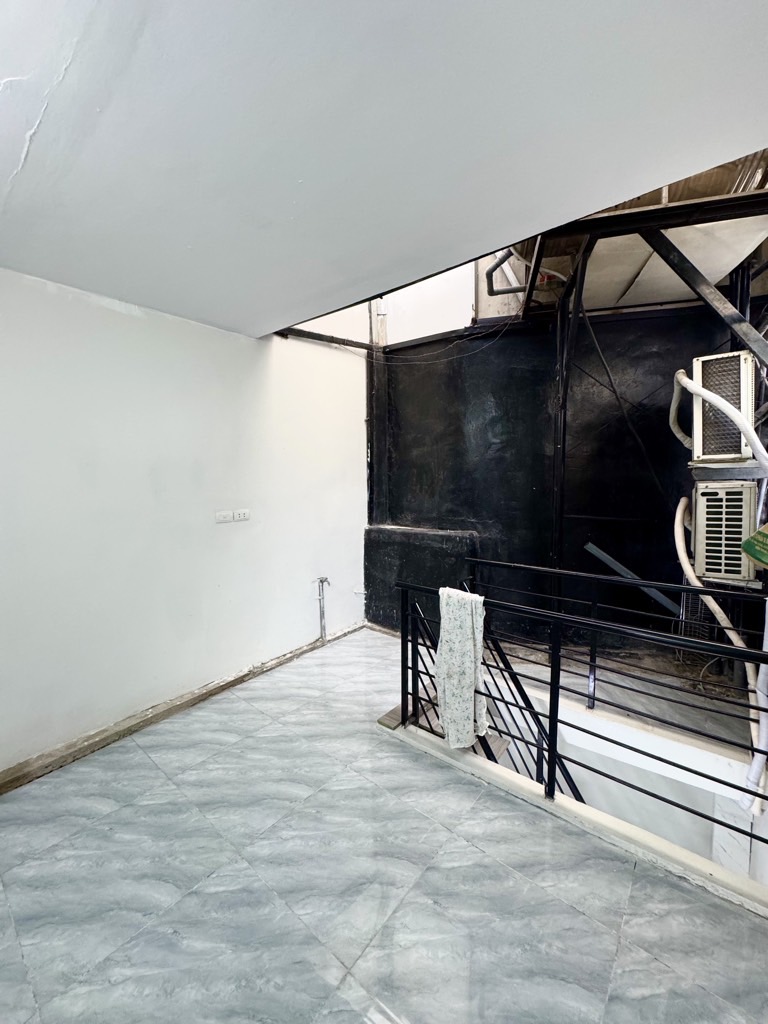 Bán nhà ngõ 57 Xã Đàn - 23m2 4 tầng - trung tâm Đống Đa - giá 4,65 tỷ