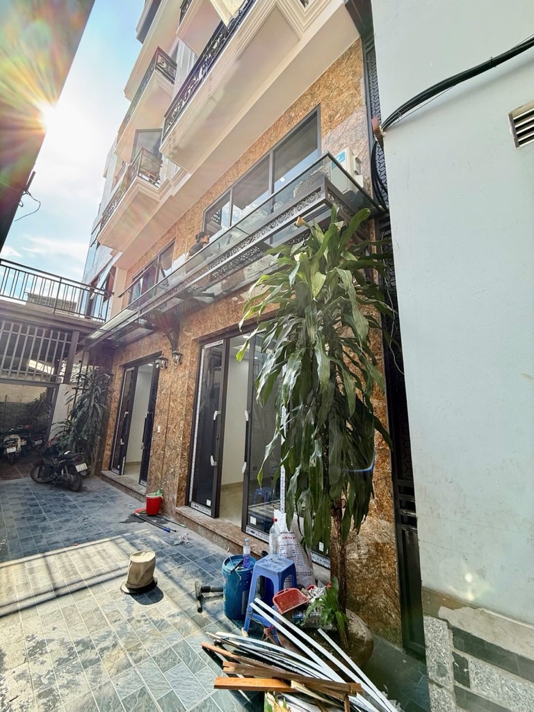 Bán nhà Giáp Nhị - diện tích 50m2 6 tầng - Ô tô đỗ cổng - giá 14,5 tỷ