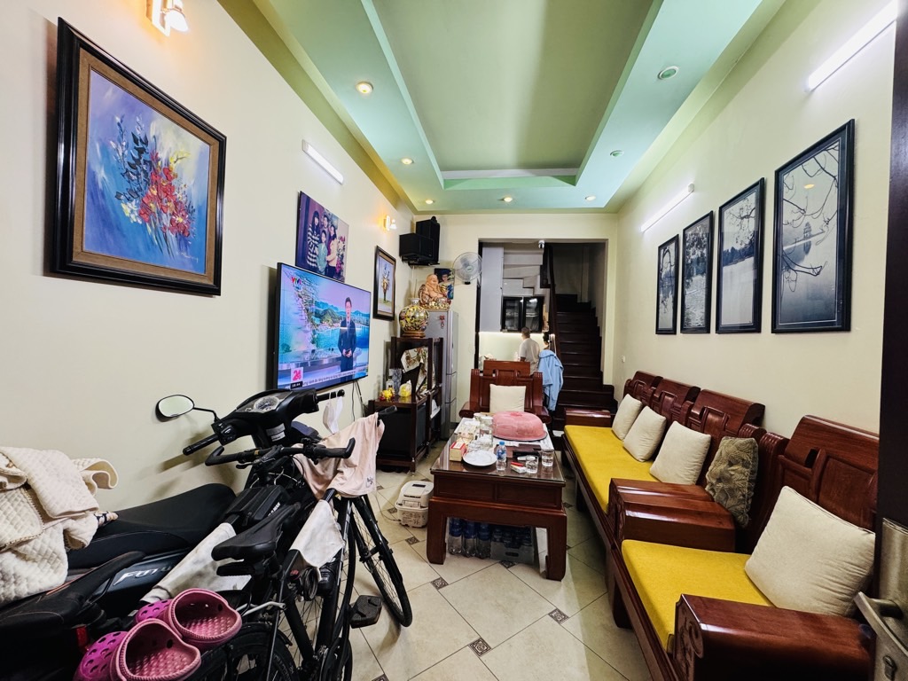 Bán nhà Lê Thanh Nghị - diện tích 28m2 5 tầng - Nhà đẹp hiếm có - giá 8,5 tỷ