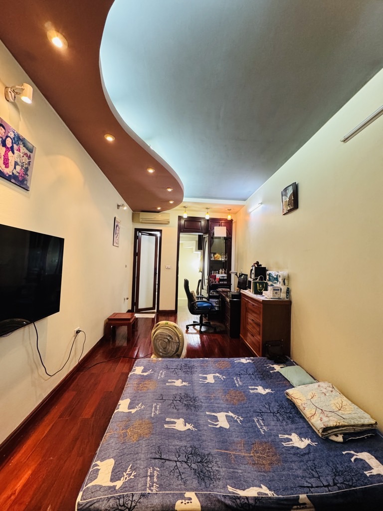 Bán nhà Lê Thanh Nghị - diện tích 28m2 5 tầng - Nhà đẹp hiếm có - giá 8,5 tỷ