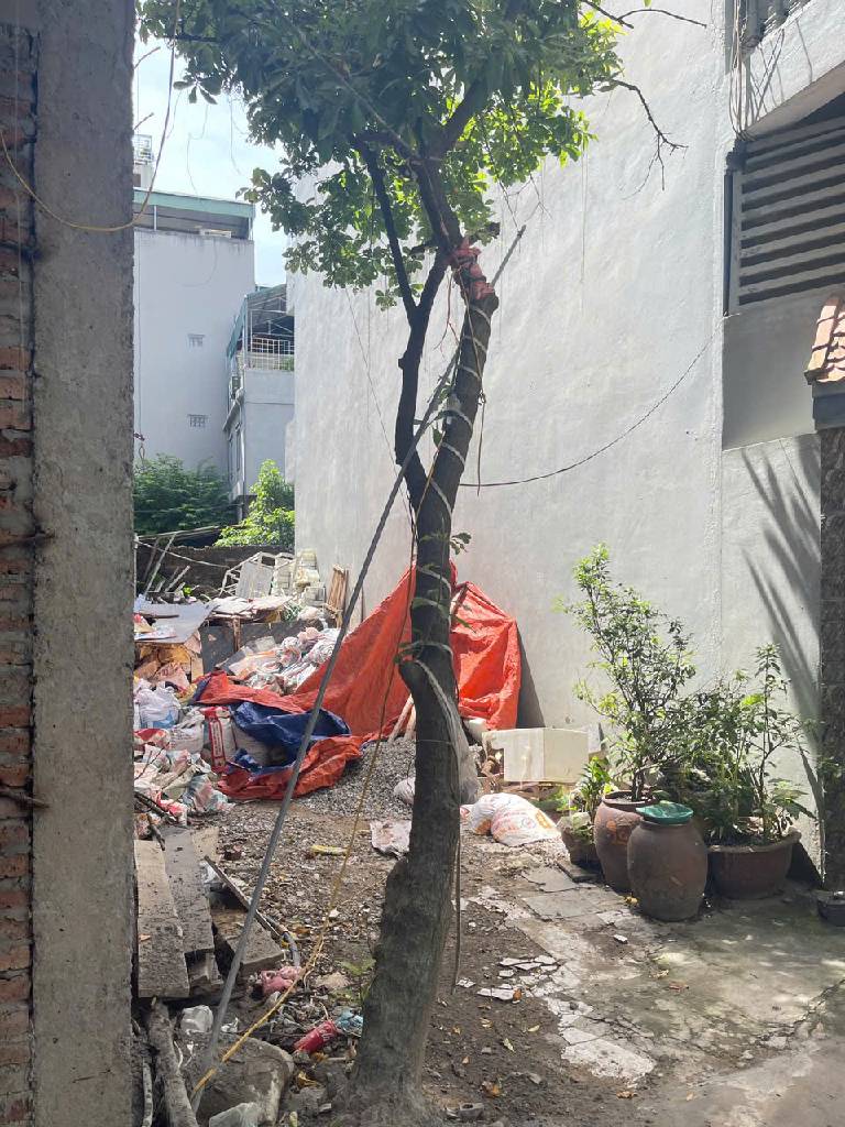 Bán nhà Nguyễn Khoái - diện tích 46m2 1 tầng - Đất vuông, mặt tiền vát - giá 7,3 tỷ