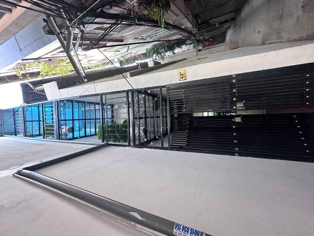 Bán nhà Minh Khai - diện tích 61,3m2 4 tầng - gần ô tô - giá 11,9 tỷ