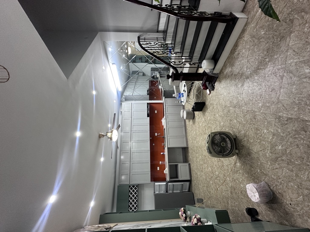 Bán nhà Minh Khai - diện tích 61,3m2 4 tầng - gần ô tô - giá 11,9 tỷ