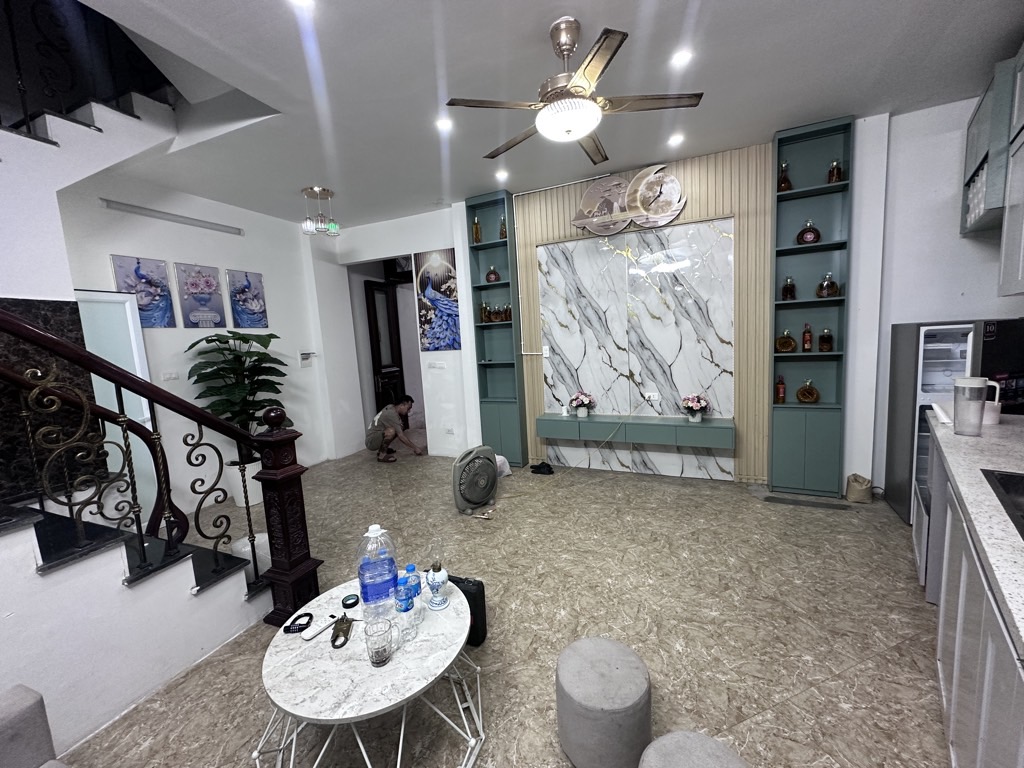 Bán nhà Minh Khai - diện tích 61,3m2 4 tầng - gần ô tô - giá 11,9 tỷ