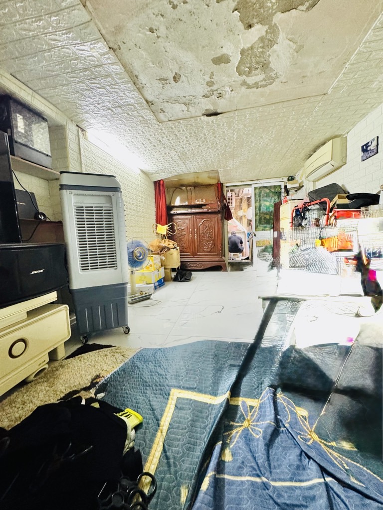 Bán nhà Bạch Mai - diện tích 75m2 2 tầng - Nhà mặt phố kinh doanh sầm uất - giá 20 tỷ