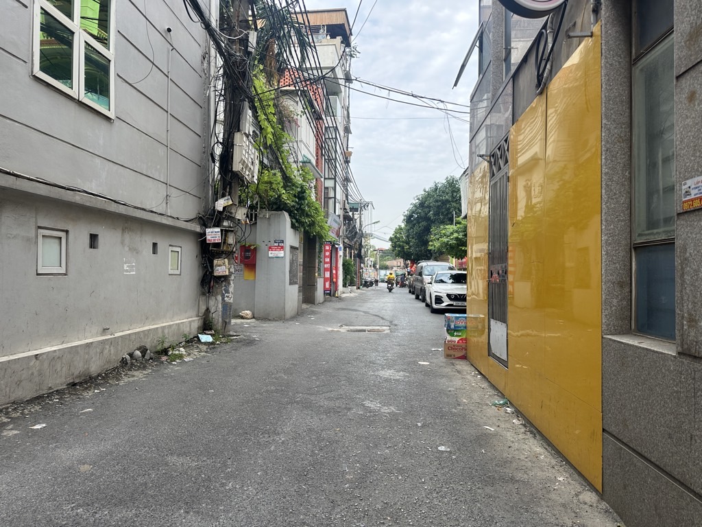 Bán nhà Lĩnh Nam - diện tích 34.6m2 1 tầng - ô tô tránh - giá 2,5 tỷ