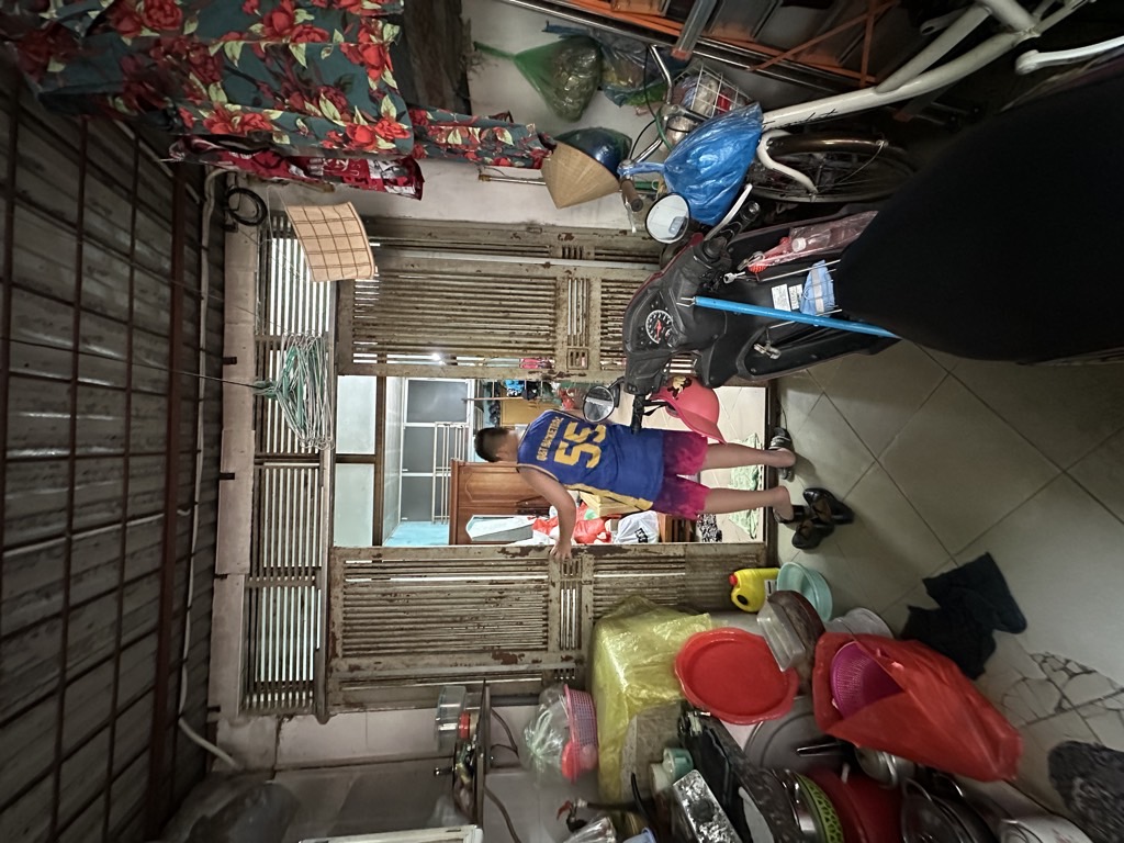 Bán nhà Lĩnh Nam - diện tích 34.6m2 1 tầng - ô tô tránh - giá 2,5 tỷ