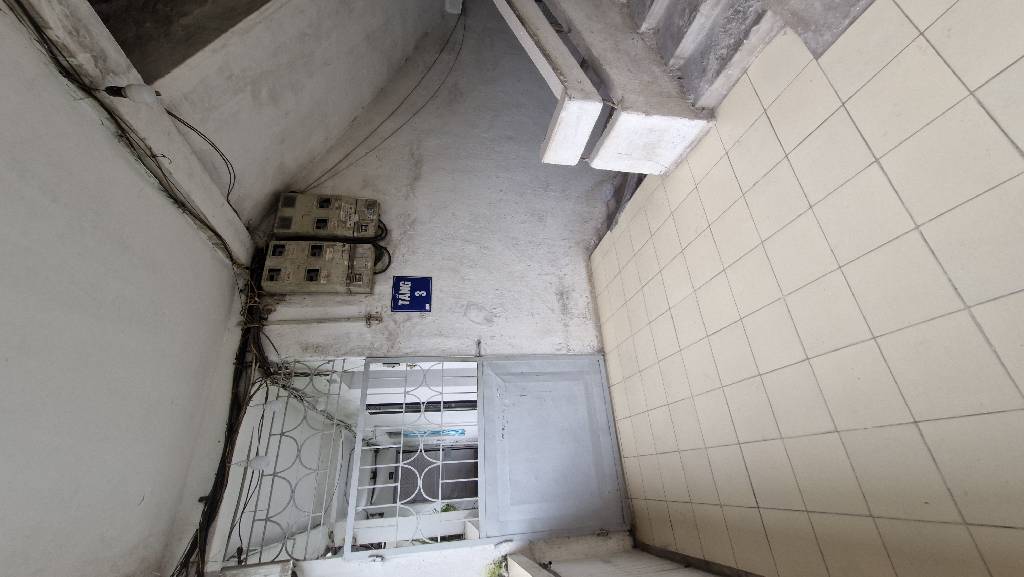 Bán nhà Thanh Nhàn - diện tích 21.3m2 3 tầng - TẬP THỂ MẶT PHỐ 3 NGỦ - giá 4,8 tỷ